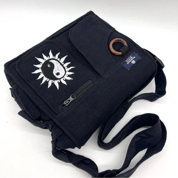 Lukla Messenger Bag Black with Yin Yang Embroidery - Picture 4 of 10